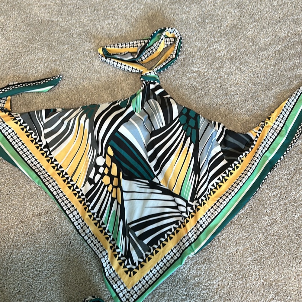 BECCA Multicolor Patterned Bikini - Picture 3 of 5
